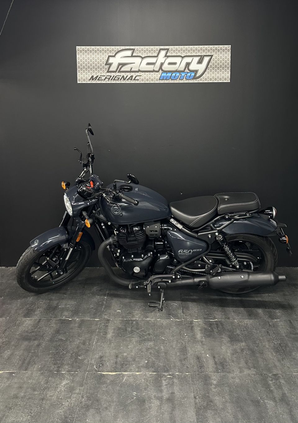 ROYAL ENFIELD SHOTGUN 650 4