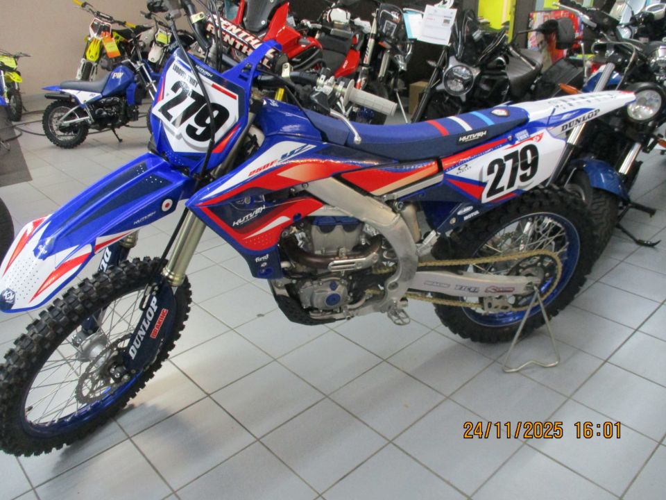 YAMAHA YZ250F 4