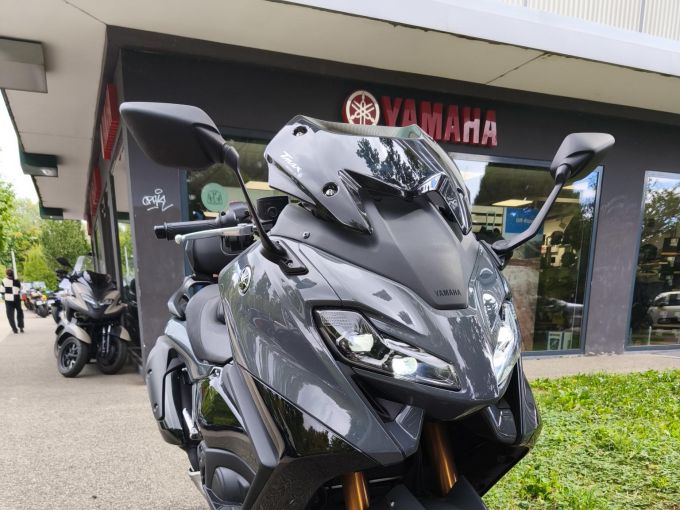 YAMAHA XP T-MAX 560 TECH MAX 4