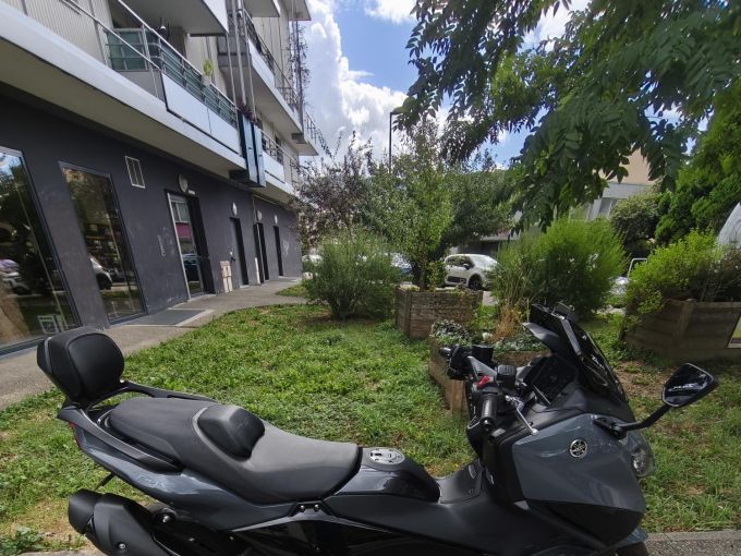 YAMAHA XP T-MAX 560 TECH MAX 4