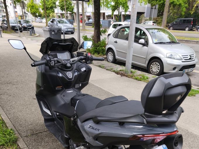 YAMAHA XP T-MAX 560 TECH MAX 4