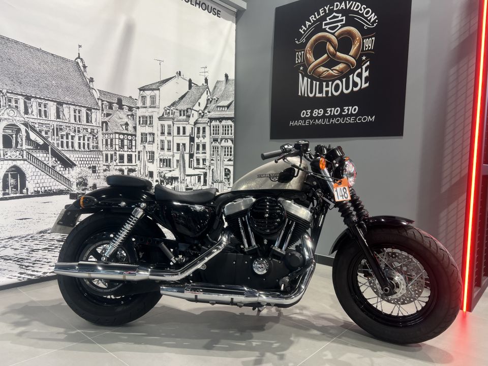 HARLEY-DAVIDSON SPORTSTER FORTY-EIGHT 1200 4