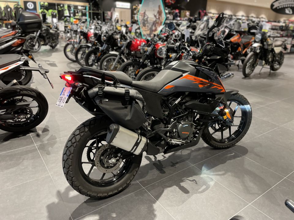 KTM 390 ADVENTURE 4