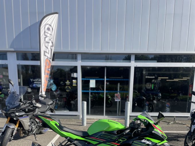 KAWASAKI ZX-6R 636 4