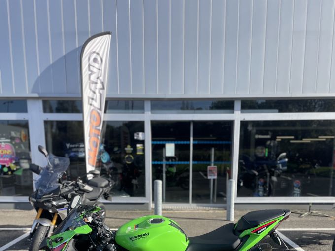 KAWASAKI ZX-6R 636 4