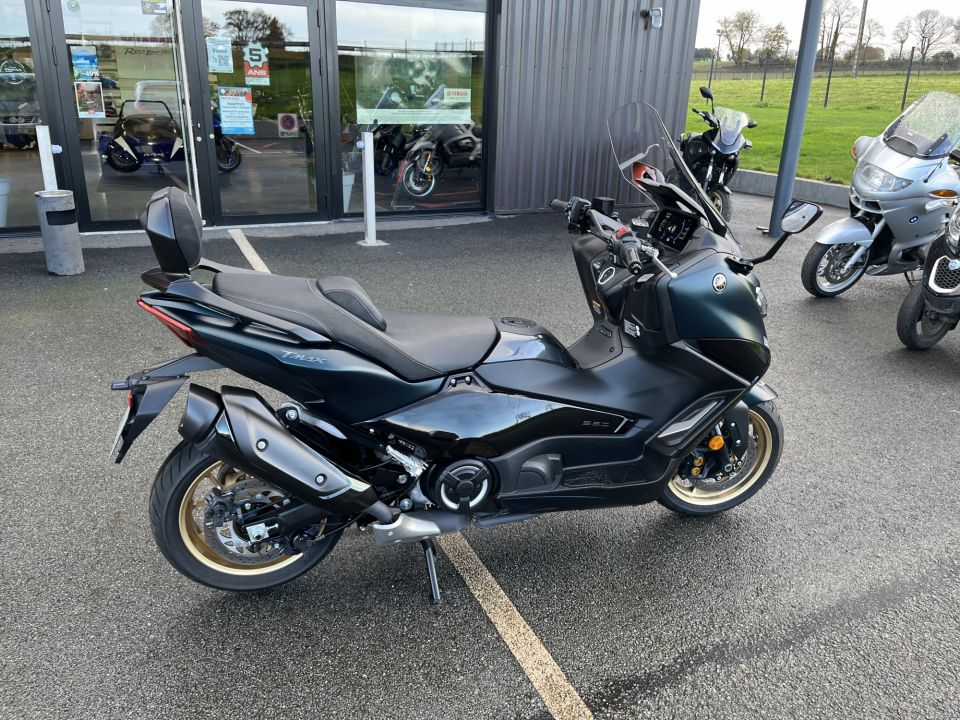 YAMAHA XP T-MAX 500 ABS NIGHT MAX 4