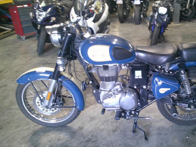ROYAL ENFIELD BULLET 500 STANDARD 4
