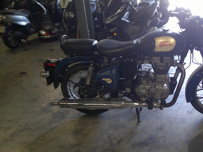 ROYAL ENFIELD BULLET 500 STANDARD 4