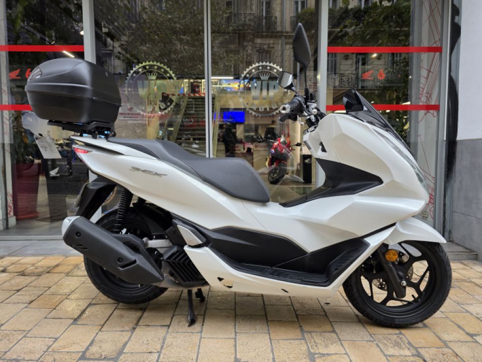 HONDA PCX125 4