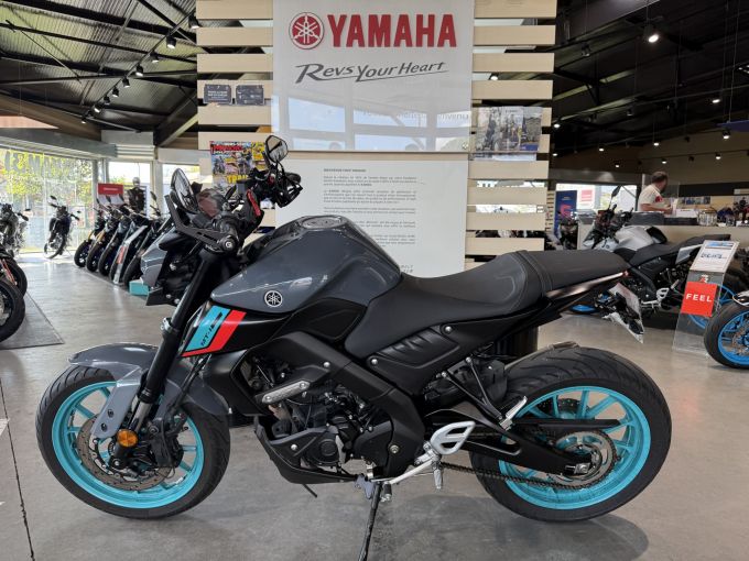 YAMAHA MT-125 ABS 4