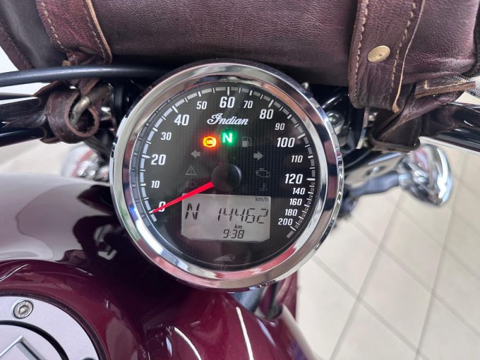 INDIAN SCOUT ROGUE 1200 4