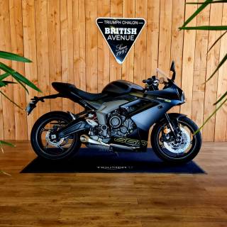 TRIUMPH 	DAYTONA 660 - 2025
