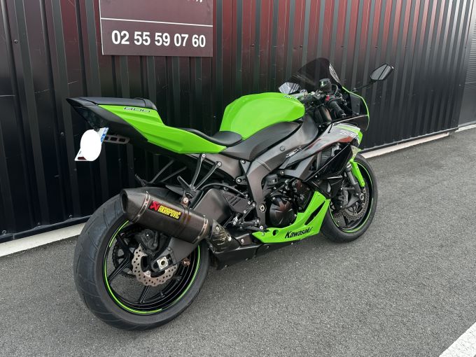 KAWASAKI ZX-6R 636 4