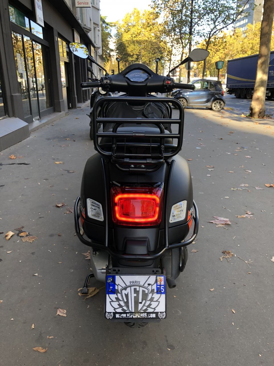VESPA GTS SUPER SPORT 4