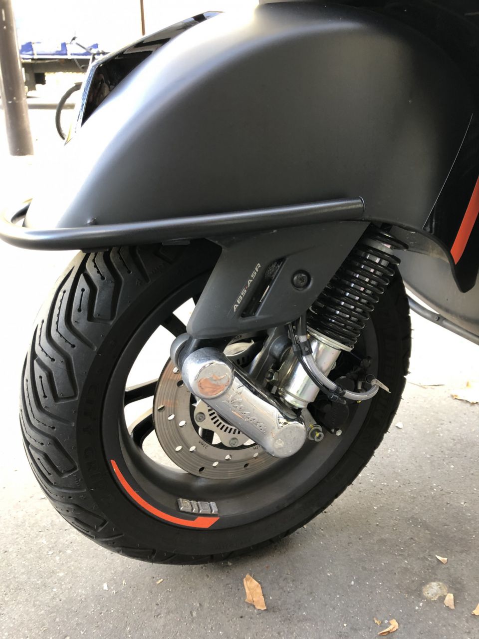 VESPA GTS SUPER SPORT 4