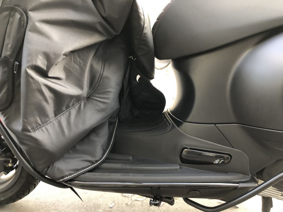 VESPA GTS SUPER SPORT 4