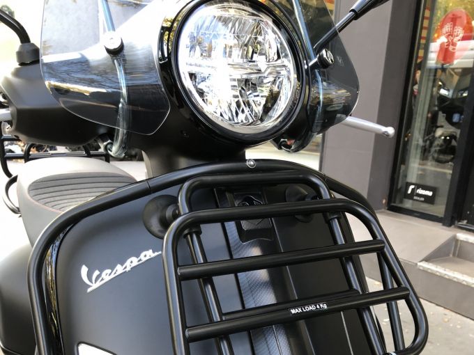 VESPA GTS SUPER SPORT 4