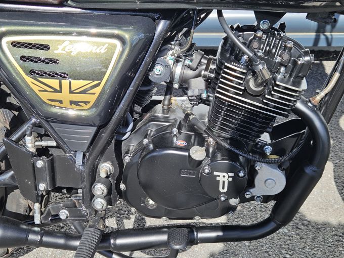 BLUROC MOTORCYCLE 125 LEGEND 4