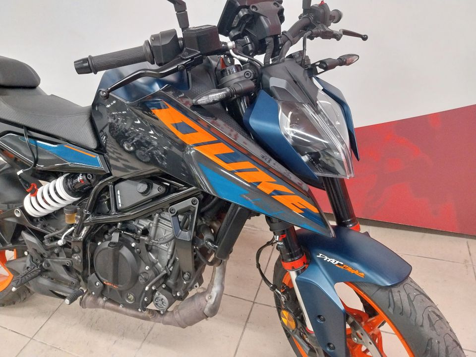 KTM DUKE 4