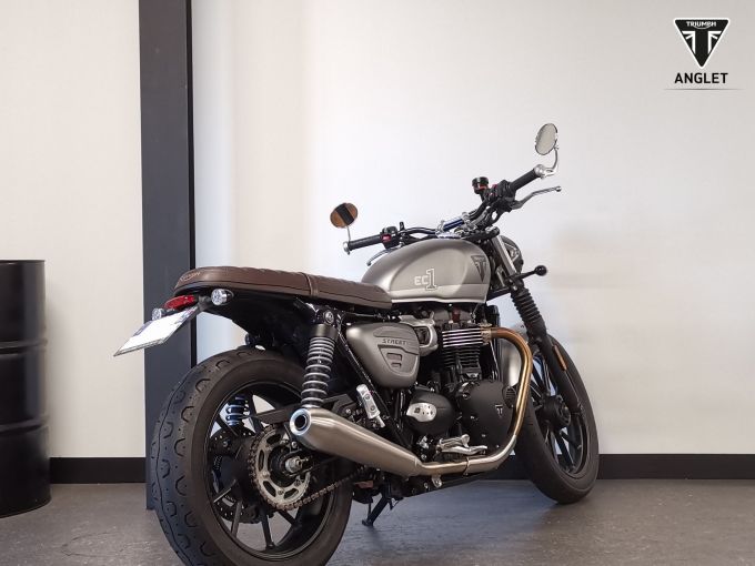 TRIUMPH STREET TWIN 900 EC1 Edition 4