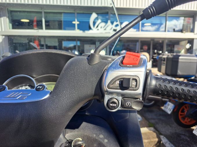 PIAGGIO MP3 400 LT 4