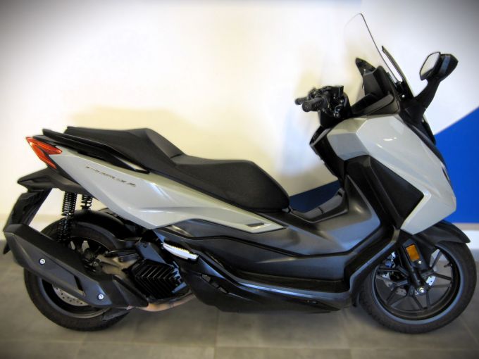 HONDA NSS FORZA 125 4