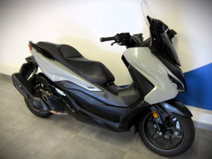 HONDA NSS FORZA 125 4