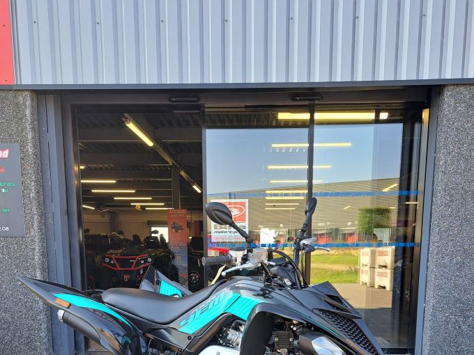 YAMAHA YFZ 700 RAPTOR 4