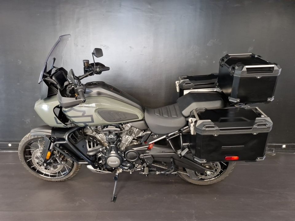 HARLEY-DAVIDSON ADVENTURE PAN AMERICA 1250 4