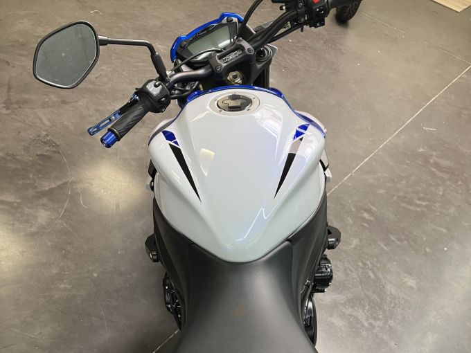SUZUKI GSX-S 1000 ABS 4