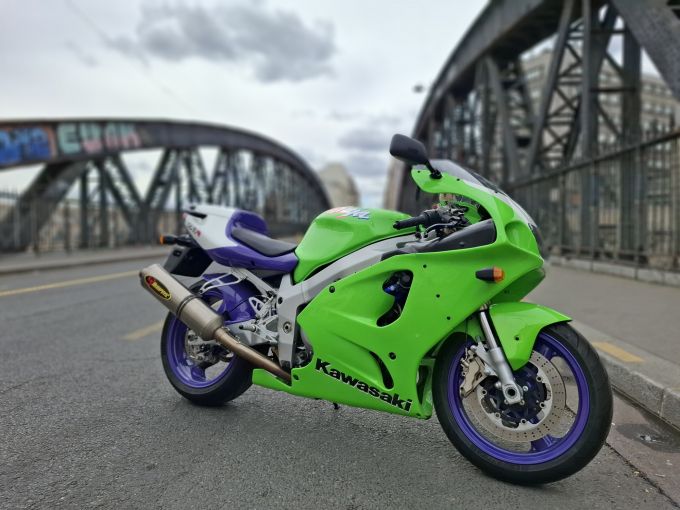 KAWASAKI ZX-7 R 4