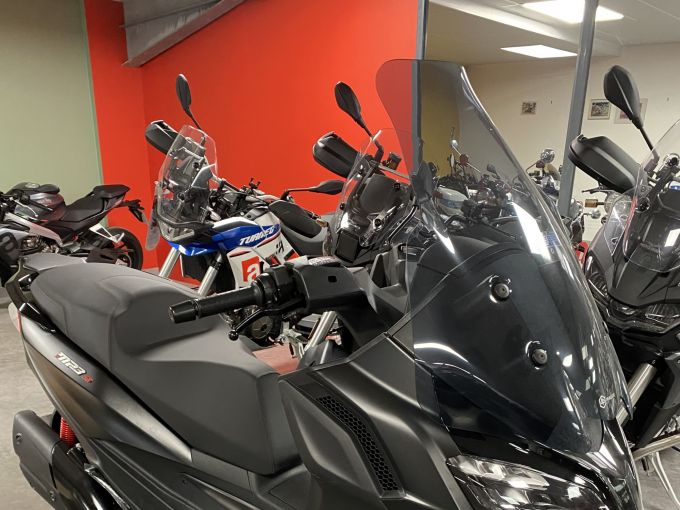 PIAGGIO MP3 400 HPE SPORT ABS ASR 4