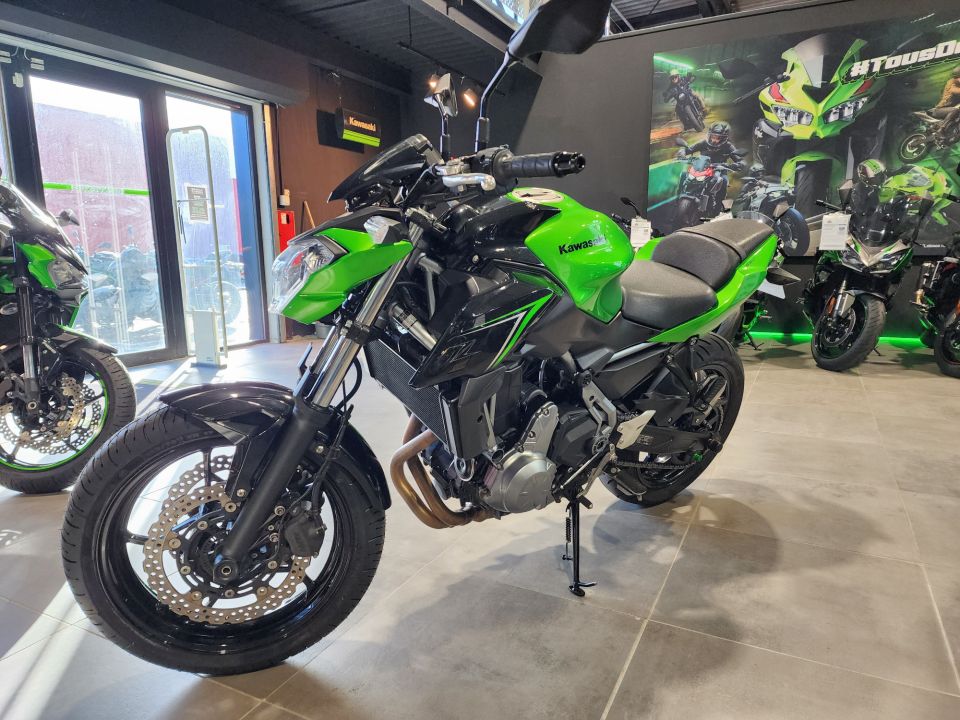KAWASAKI Z 650 (47.5CV) 4