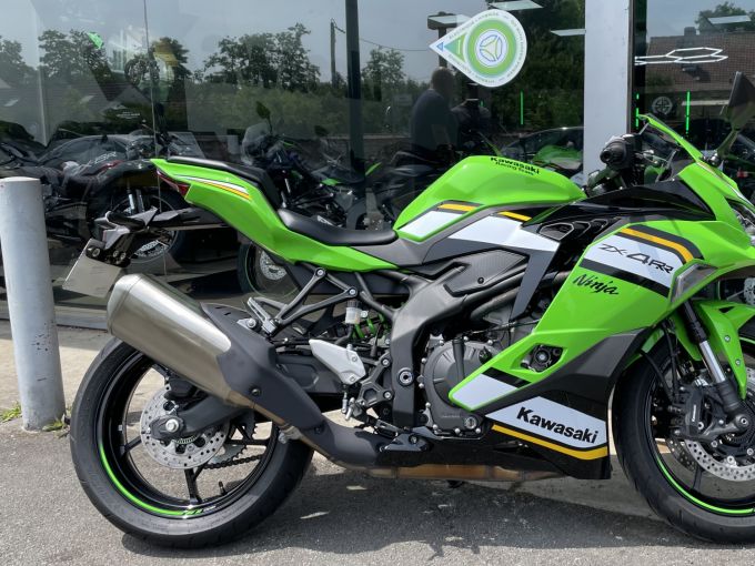 KAWASAKI ZX-4RR 4