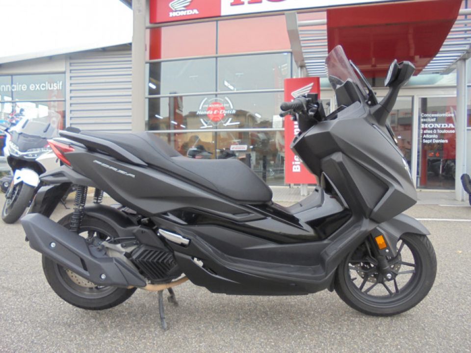 HONDA FORZA 125 ABS 4