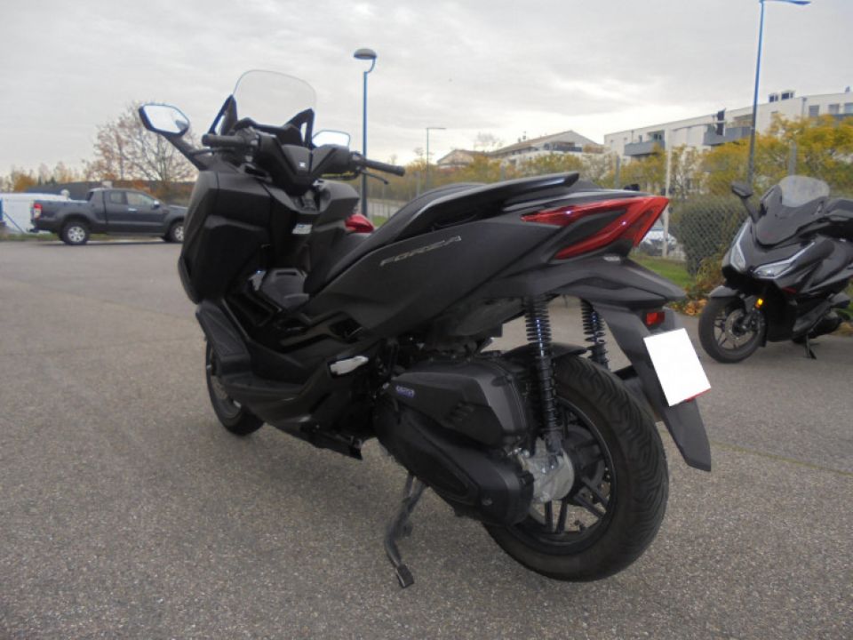 HONDA FORZA 125 ABS 4