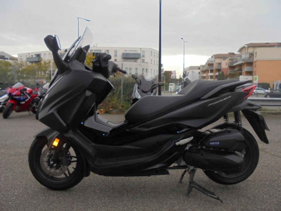 HONDA FORZA 125 ABS 4