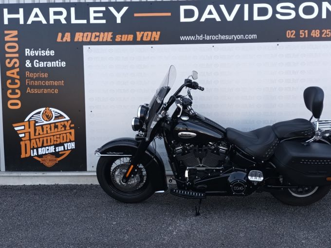 HARLEY-DAVIDSON SOFTAIL HERITAGE 1868 4