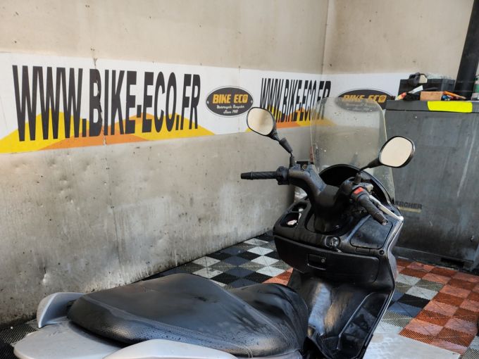 SUZUKI BURGMAN 200 4