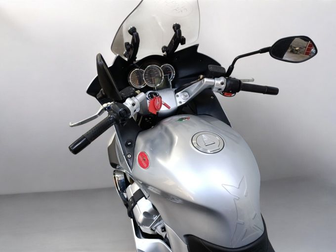 MOTO GUZZI NORGE 1200 4