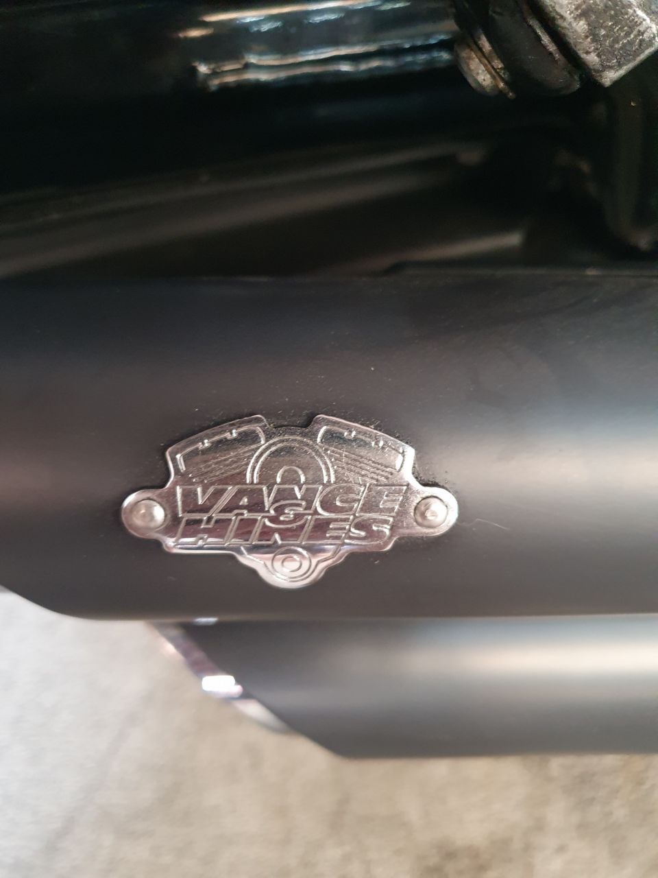 HARLEY-DAVIDSON SPORTSTER 1200 R 4