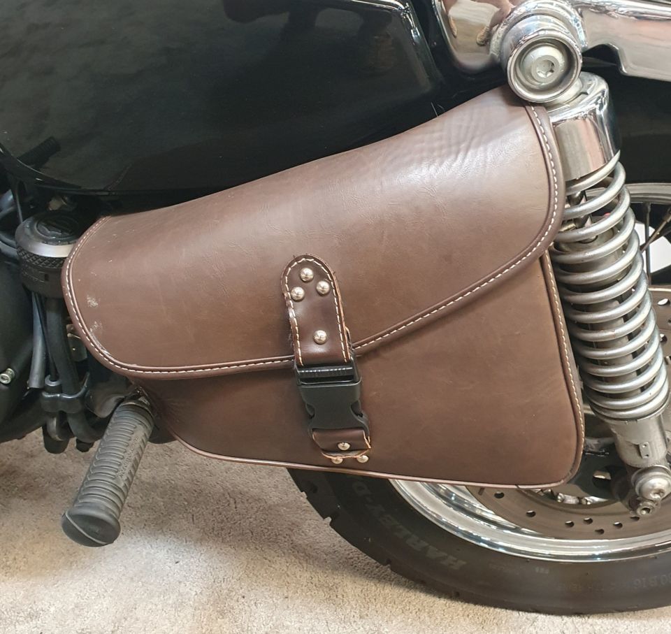 HARLEY-DAVIDSON SPORTSTER 1200 R 4