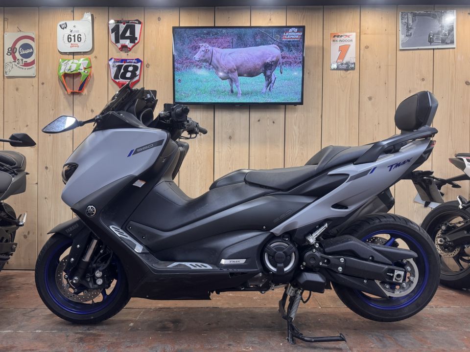 YAMAHA XP T-MAX 560 TECH MAX 4