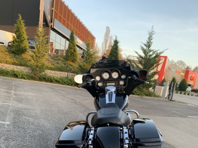 HARLEY-DAVIDSON TOURING STREET GLIDE 1690 4