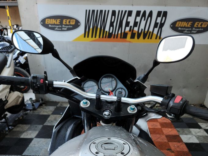 YAMAHA FZS FAZER 1000 4