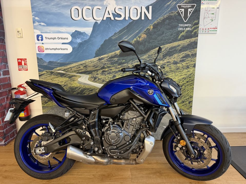YAMAHA MT-07 (47.5CV) 4