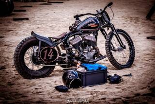 HARLEY-DAVIDSON FLAT HEAD 750 - 1942