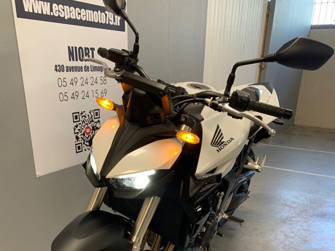 HONDA CB 1000 Hornet 4