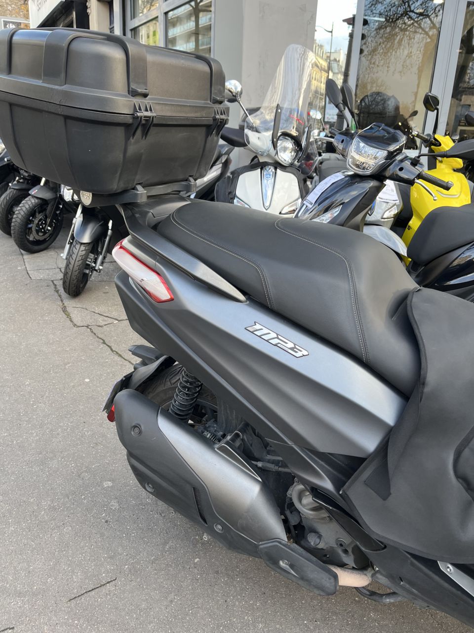 PIAGGIO MP3 530 HPE EXCLUSIVE 4