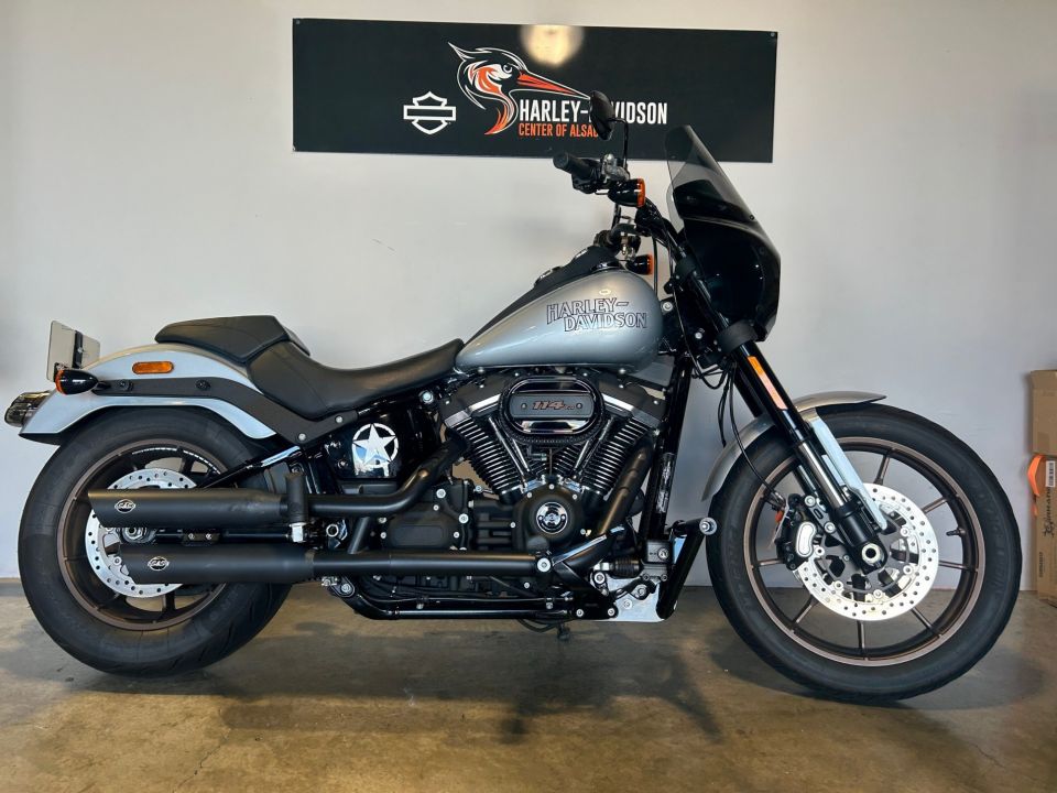 HARLEY-DAVIDSON SOFTAIL LOW RIDER 1868 S 4